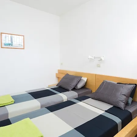 Tenbel Apartment